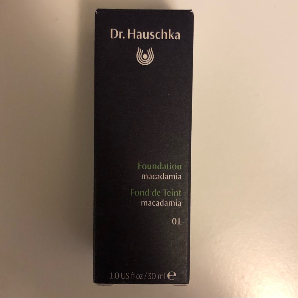 Dr. Hauschka foundation, macadamia